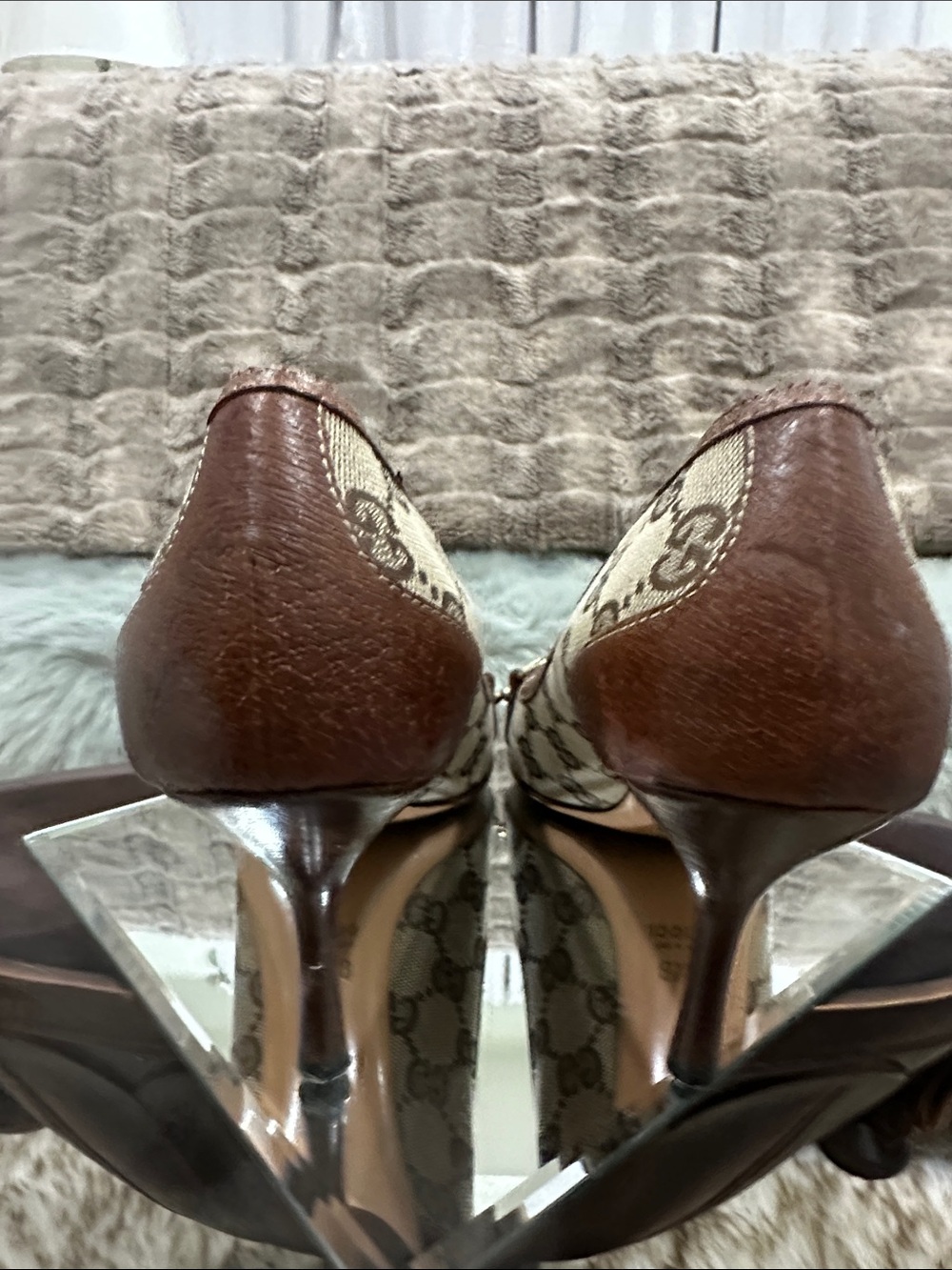 GUCCI Beige GG Canvas Bamboo Horsebit Women's Pumps classic streamlined style - Picture 6 of 13
